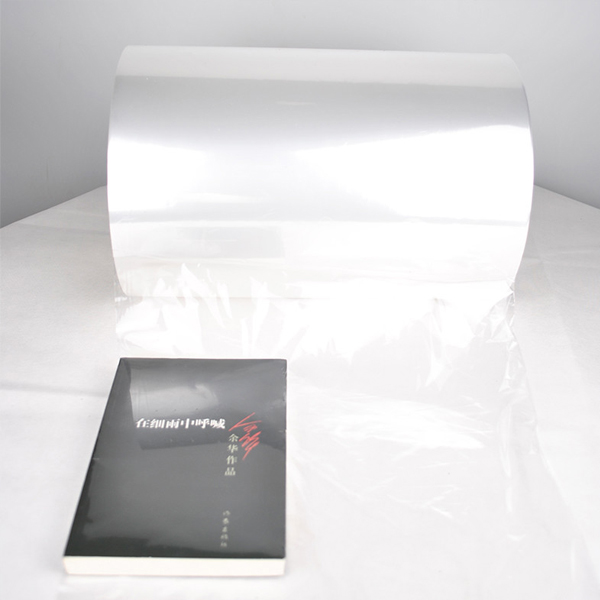Blåsestøping 60 gauge / 75 gauge / 100 gauge polyolefin krympefilmrull for magasin